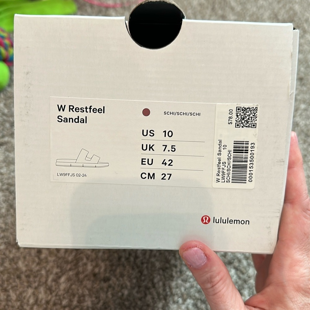 New, never worn Lululemon Sandals - Size 10